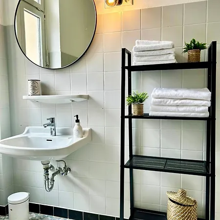 Labed - Auf Weingut Mit Privater Terrasse, Zentral Gelegen, Gratis Wlan 로데스하임암라인