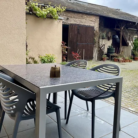 Labed - Auf Weingut Mit Privater Terrasse, Zentral Gelegen, Gratis Wlan Lägenhet