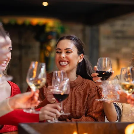 Labed - Auf Weingut Mit Privater Terrasse, Zentral Gelegen, Gratis Wlan Apartman